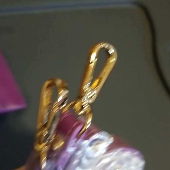 🎄💜LSU Kara Crossbody🛍💛 - Picture 8 of 17